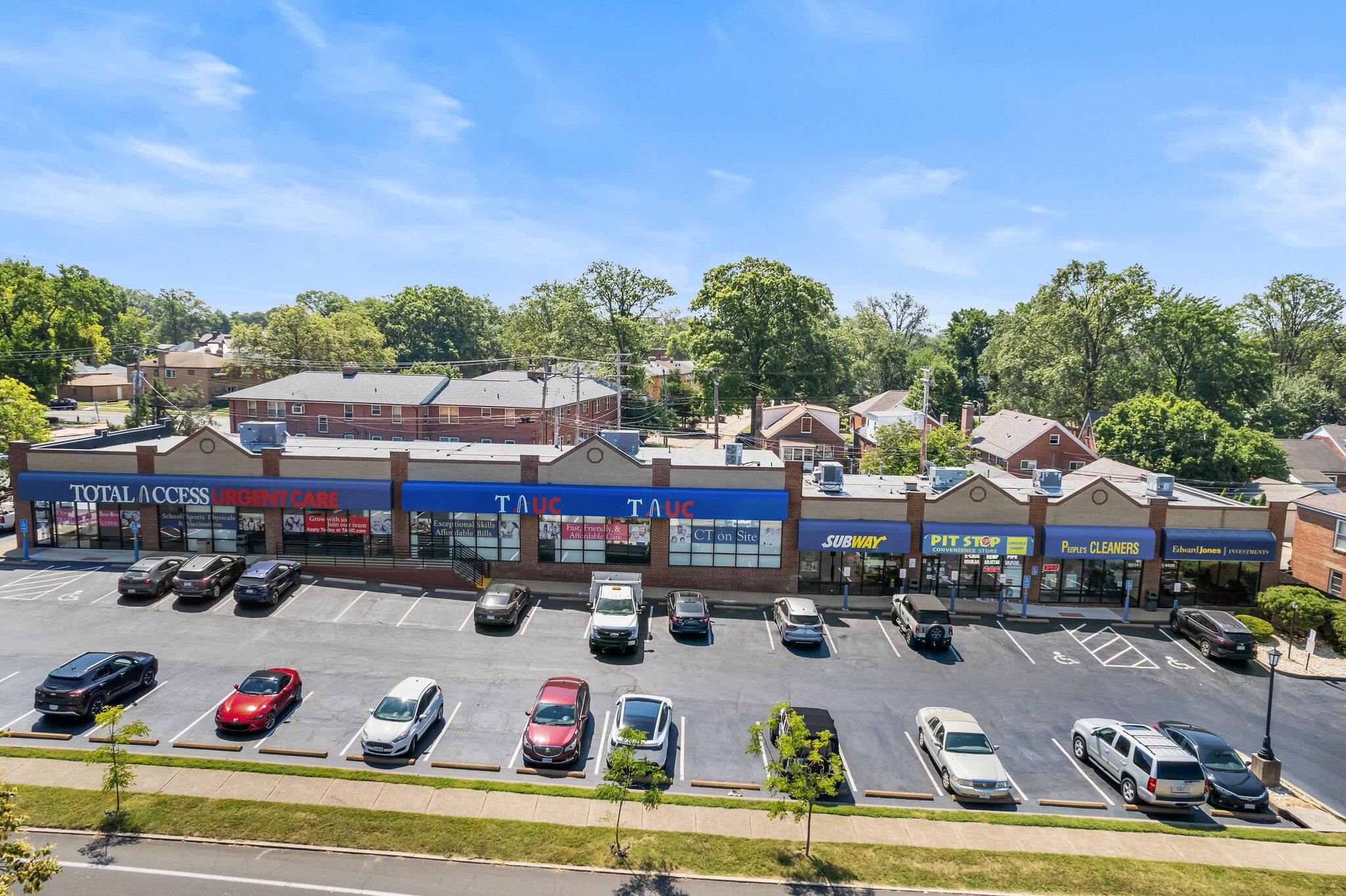 6900 Chippewa St, Saint Louis, MO for Sale