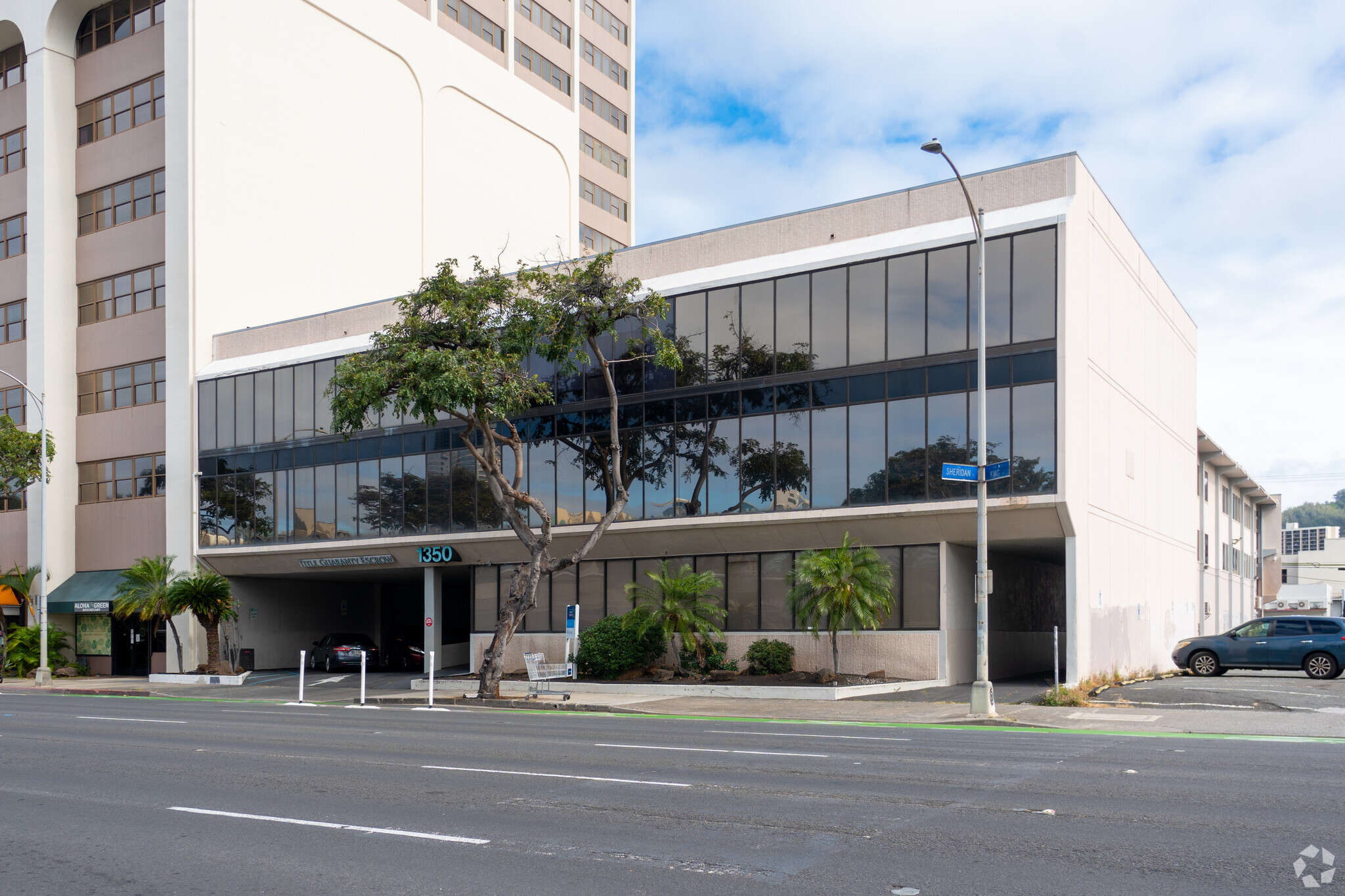 1350 S King St, Honolulu, HI for Rent