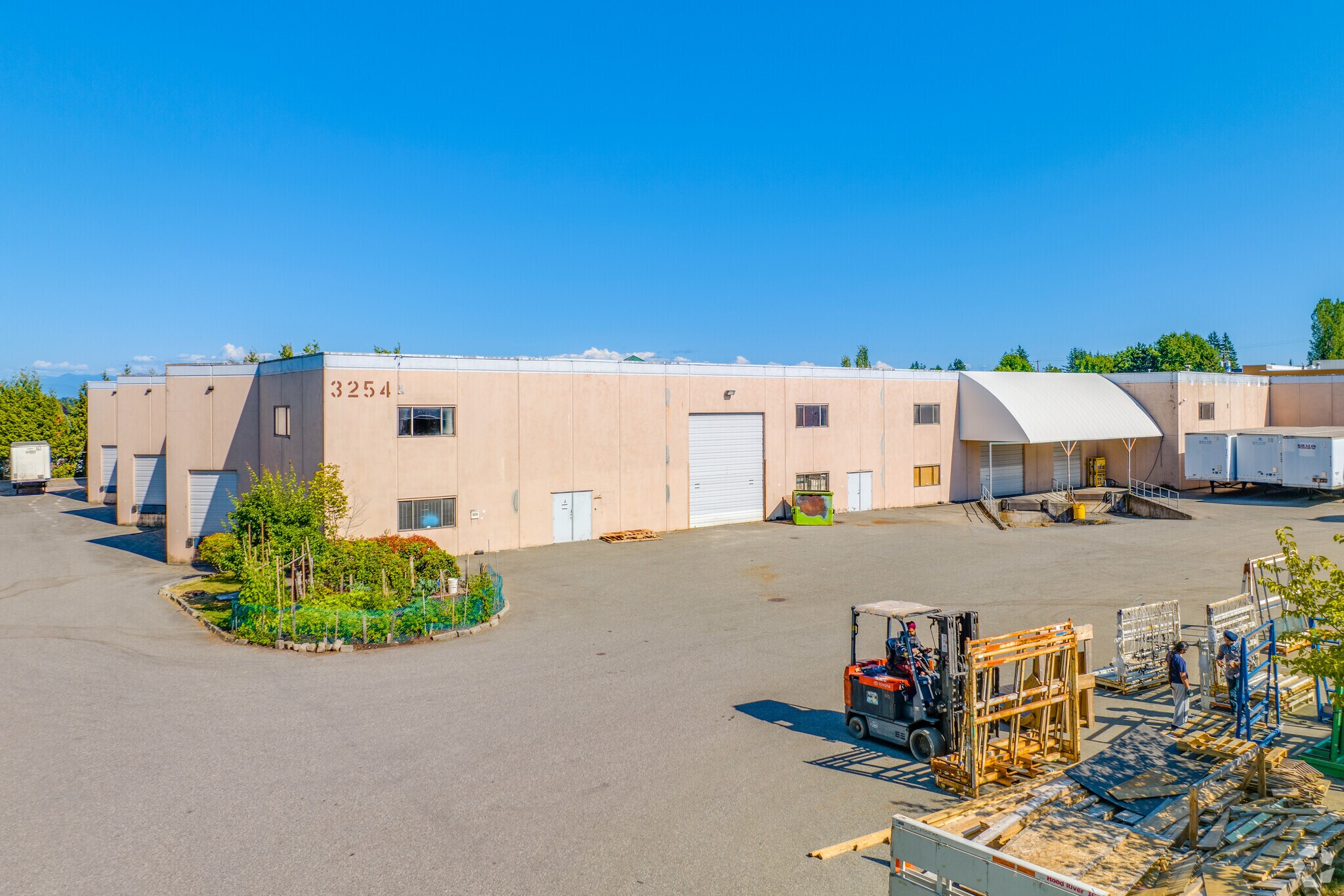 3254 262 St, Aldergrove, BC for Rent