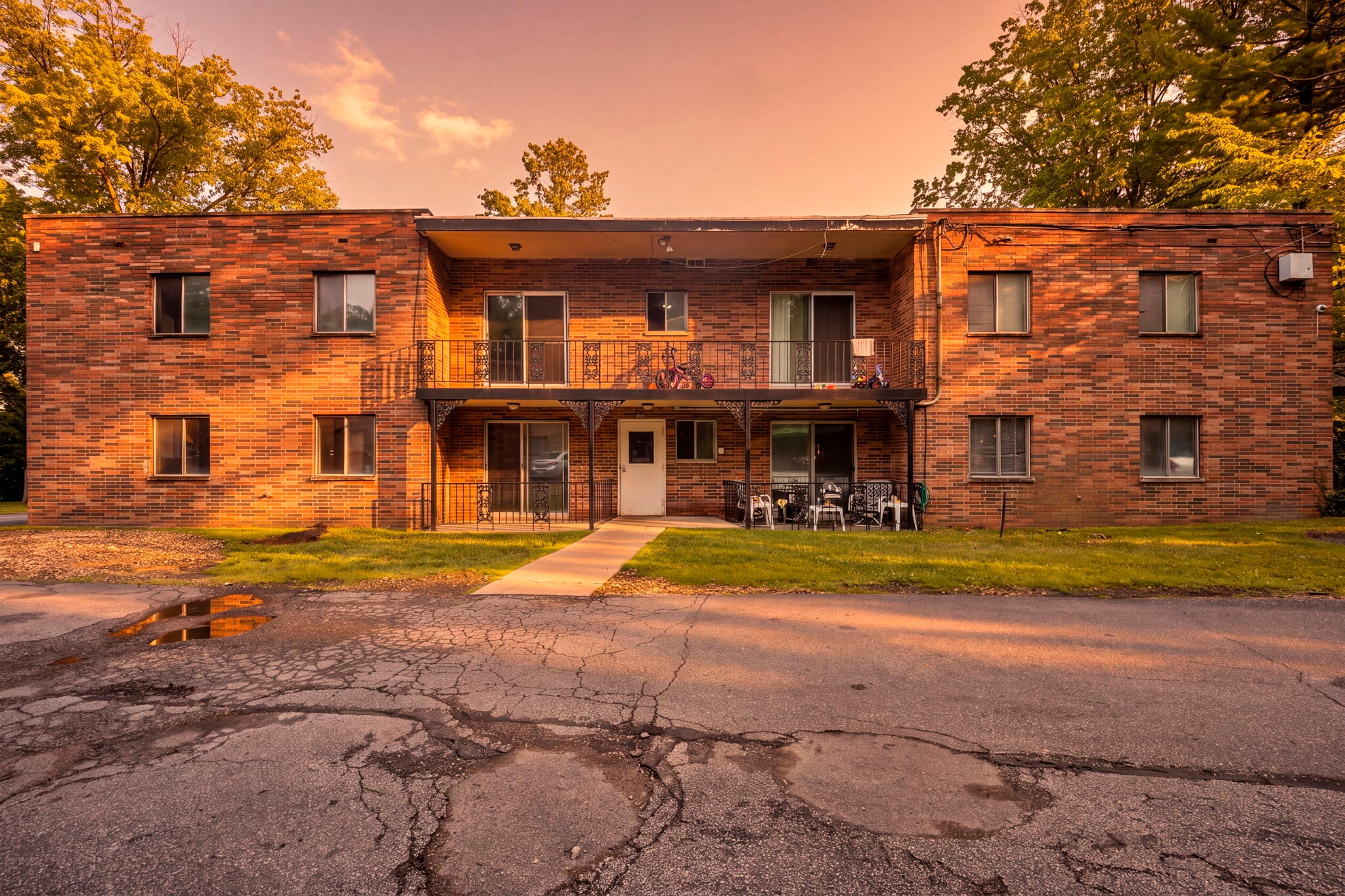 818-850 S Green Rd, South Euclid, OH for Sale
