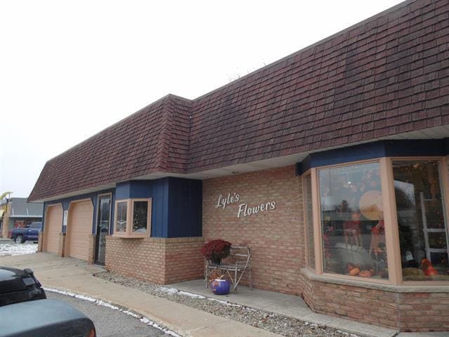 1109 W Cedar Ave, Gladwin, MI for Sale
