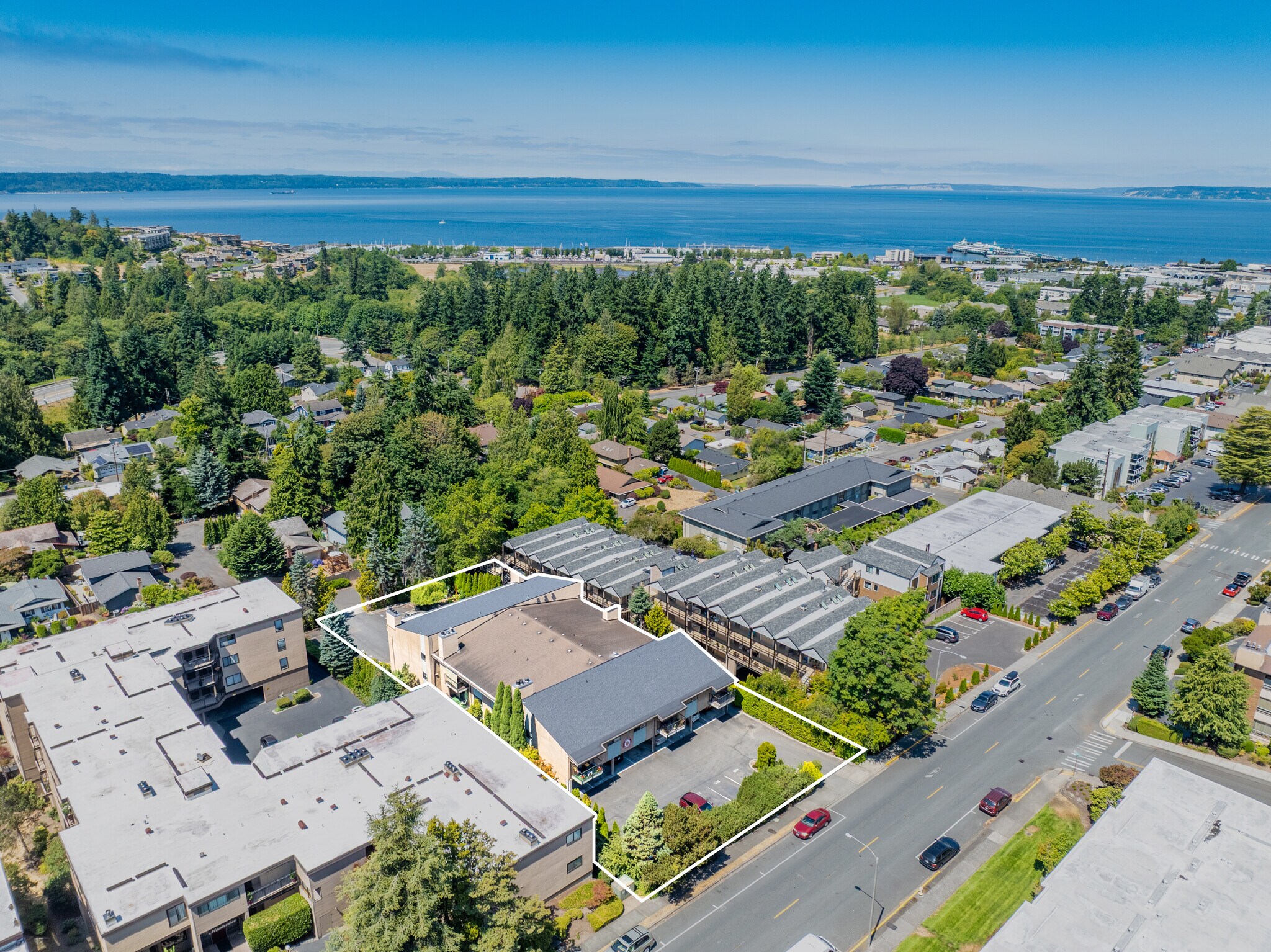 1050 5th Ave S, Edmonds, WA for Sale