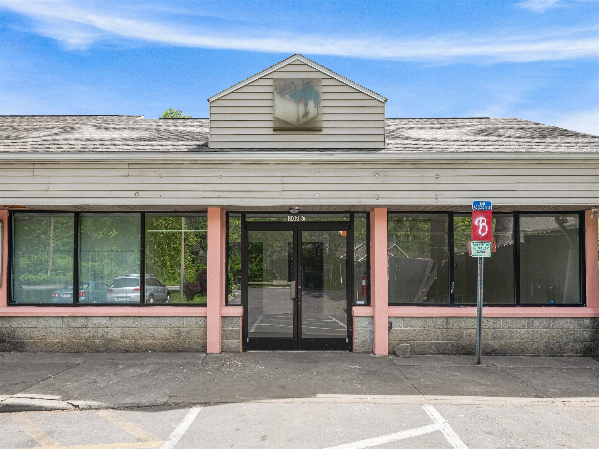 202 State St Asheville, NC 28806 Retail Property for Lease on