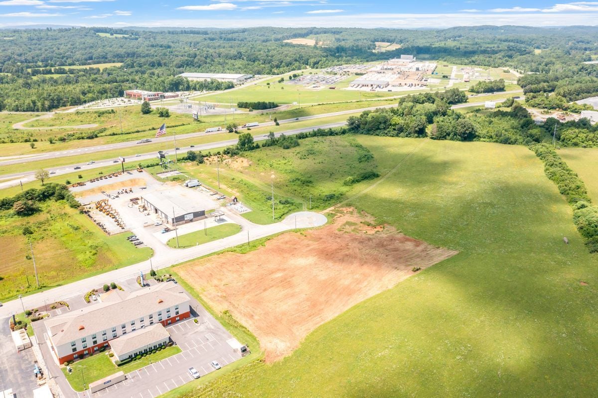 Holiday Dr, Athens, TN for Sale