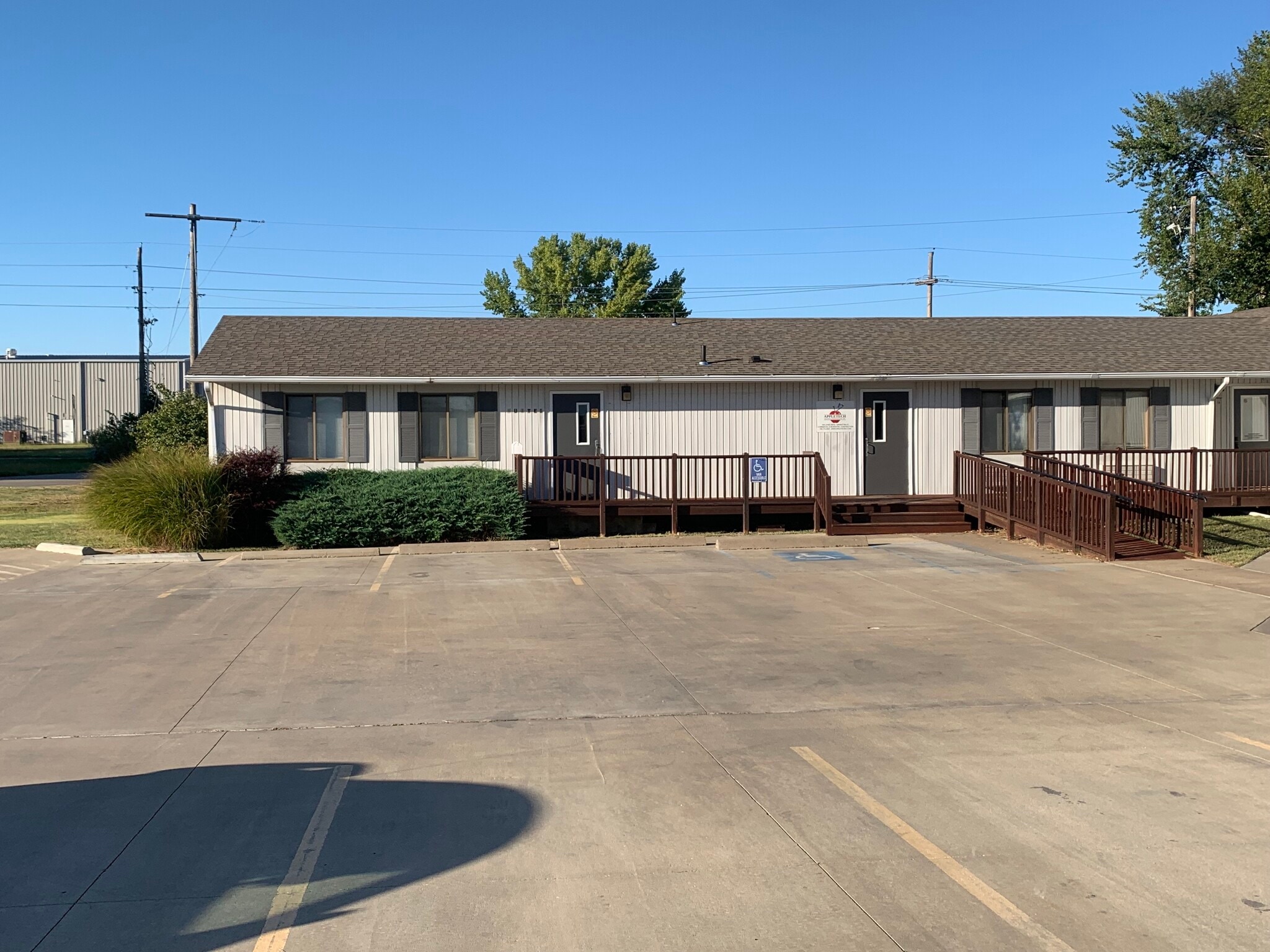 240 Levee Dr Manhattan, KS 66502 Office Property for Lease on