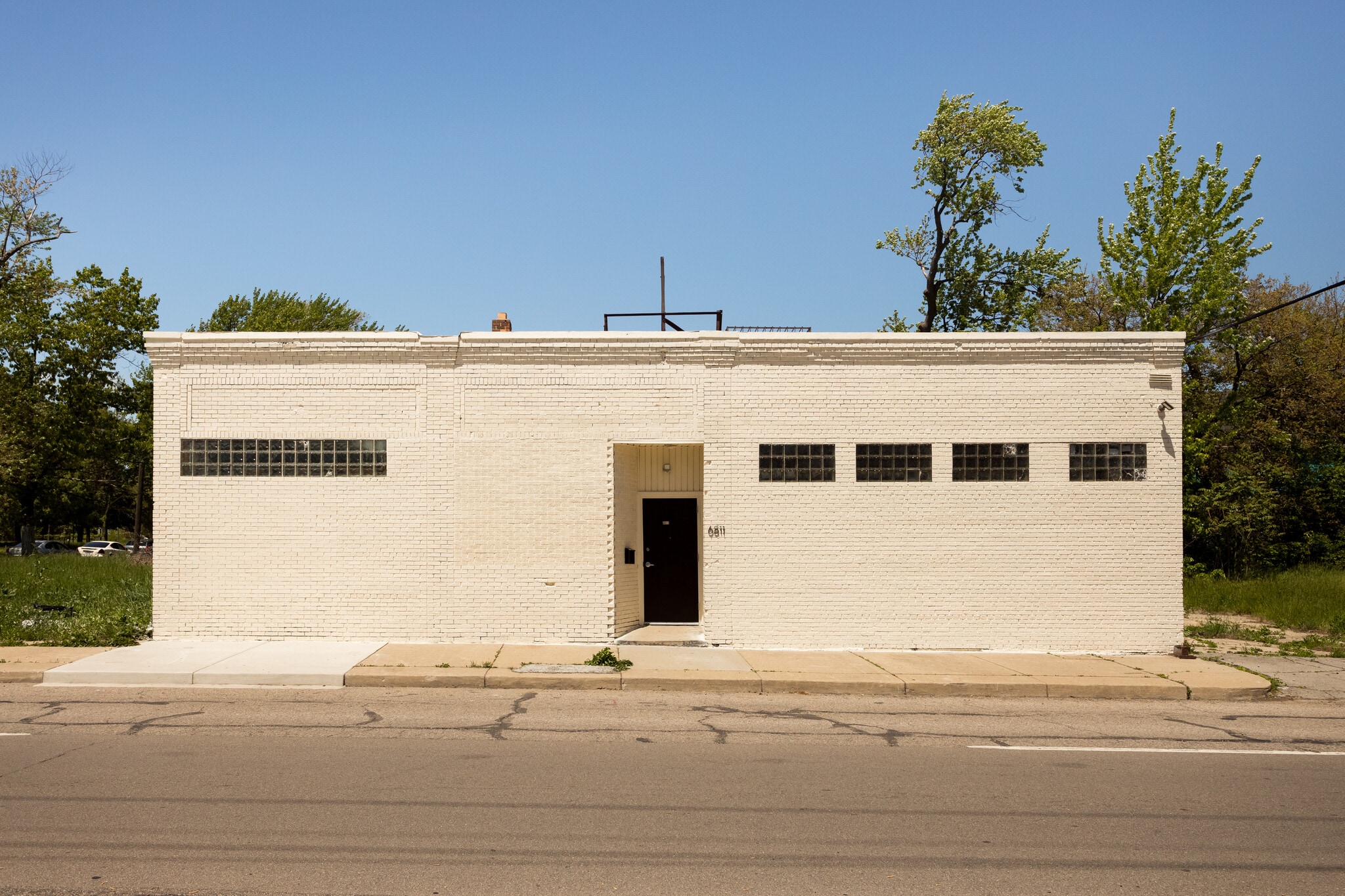 6811 Charlevoix St, Detroit, MI for Sale