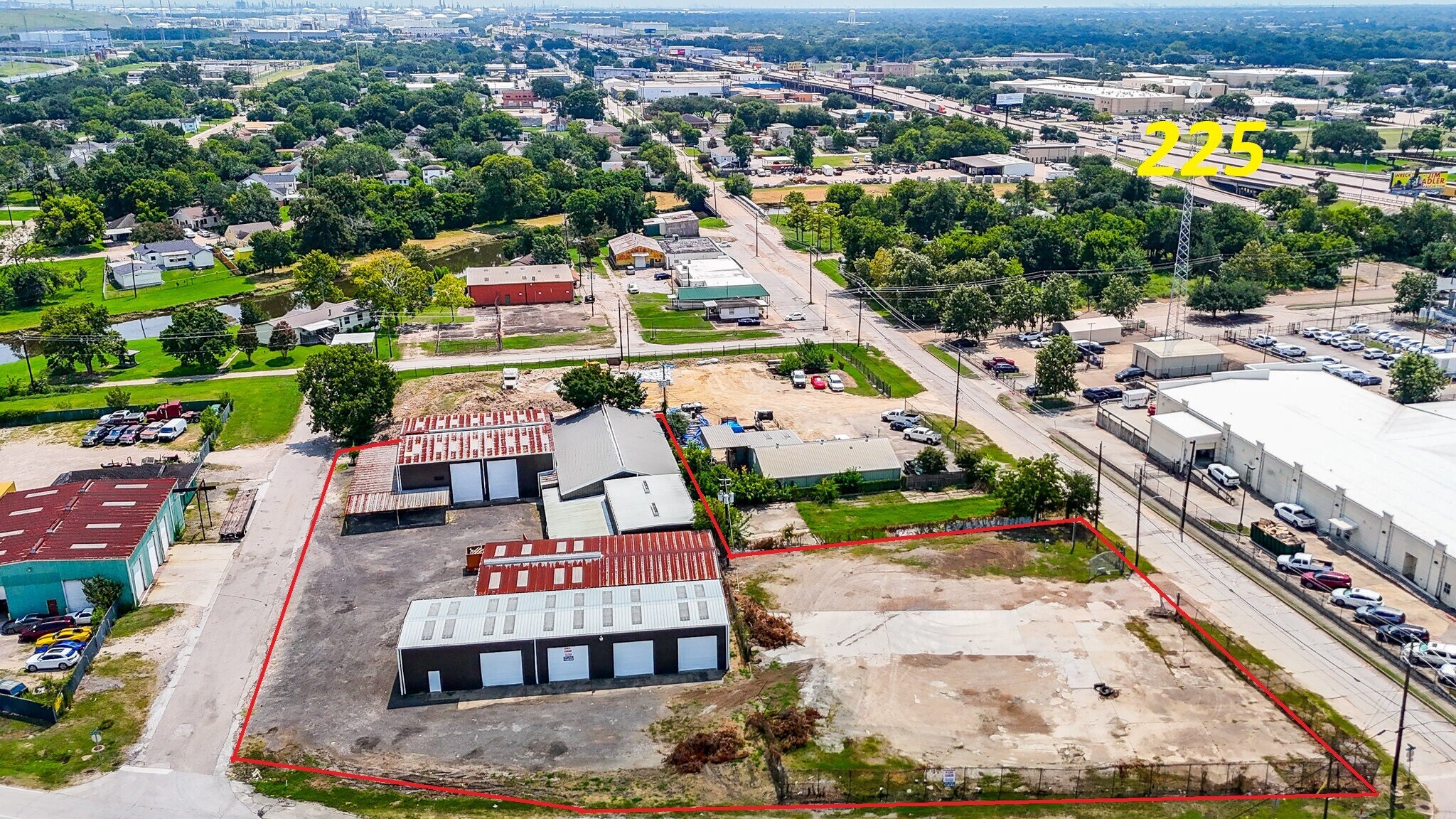 100 N Richey St, Pasadena, TX for Sale