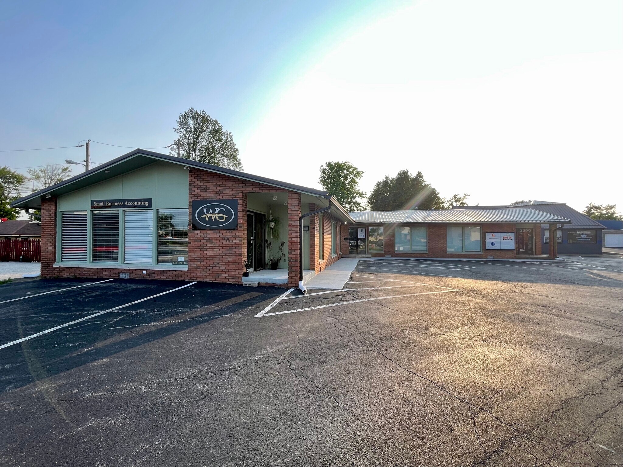 2360 N National Rd, Columbus, IN for Rent
