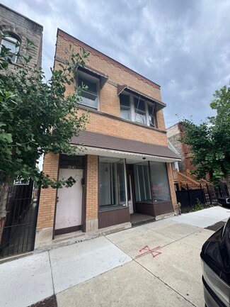 Chicago, IL Storefront Retail/Residential - 2243 W Taylor St