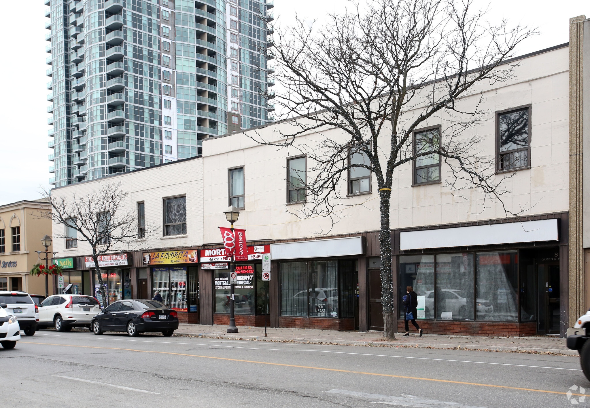 8-28 Queen St W, Brampton, ON for Rent