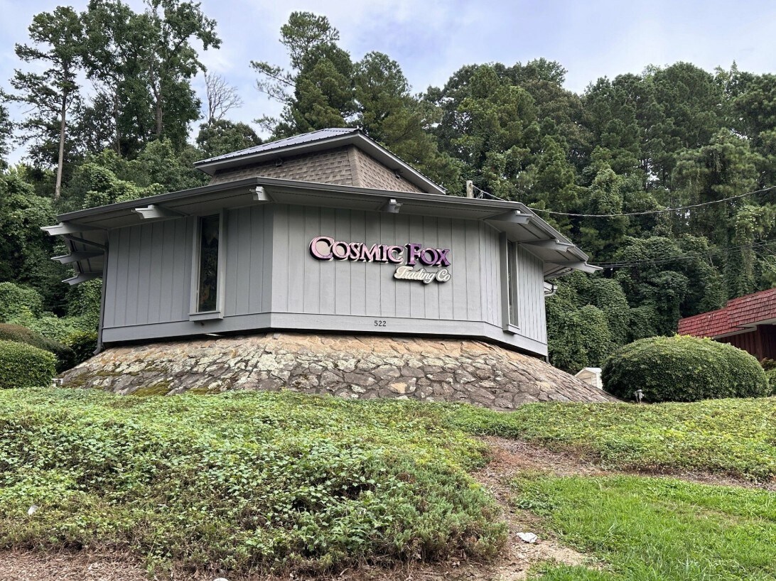 522 NE South Enota Dr, Gainesville, GA for Sale