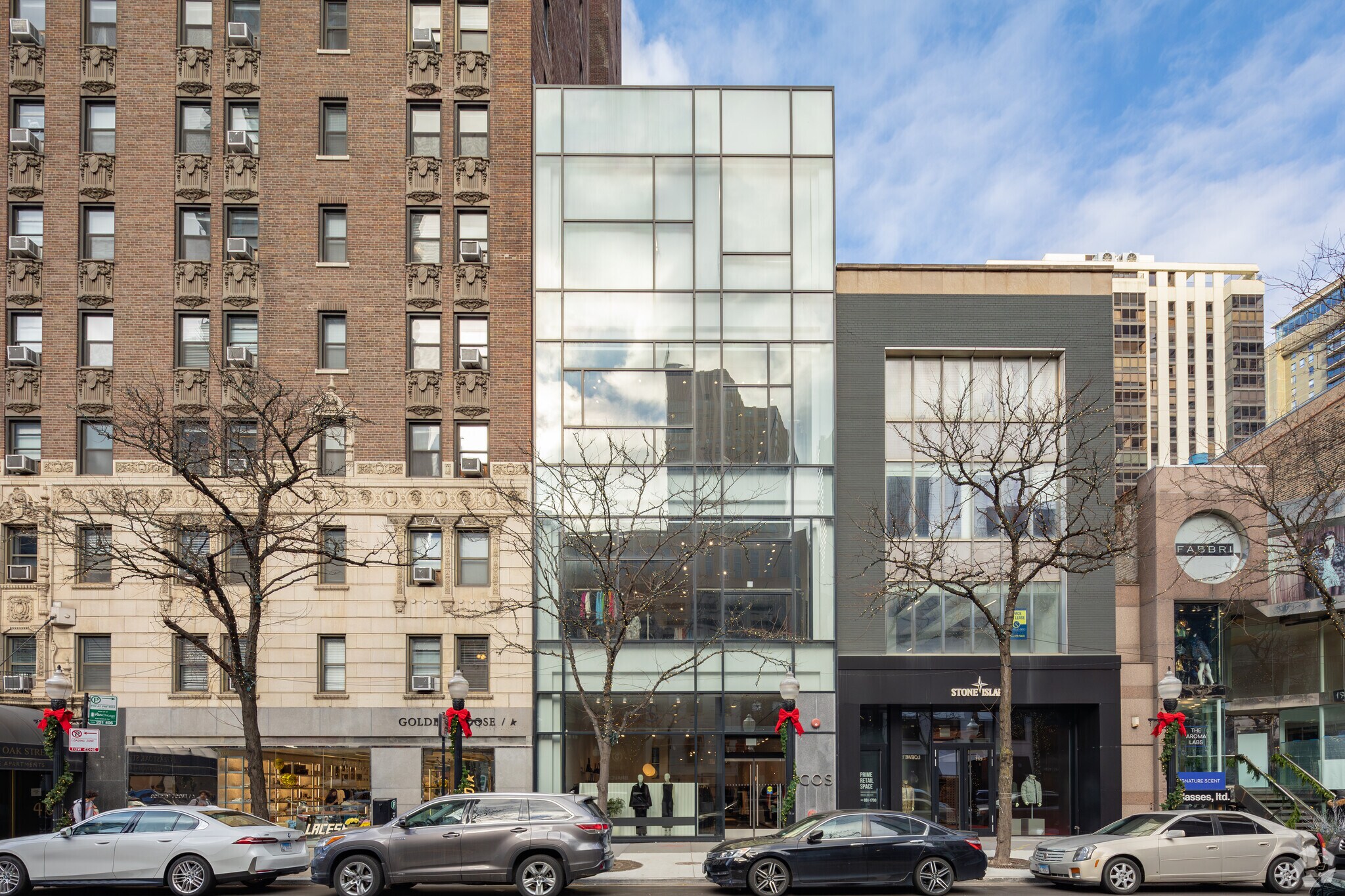 46 E Oak St, Chicago, IL for Rent