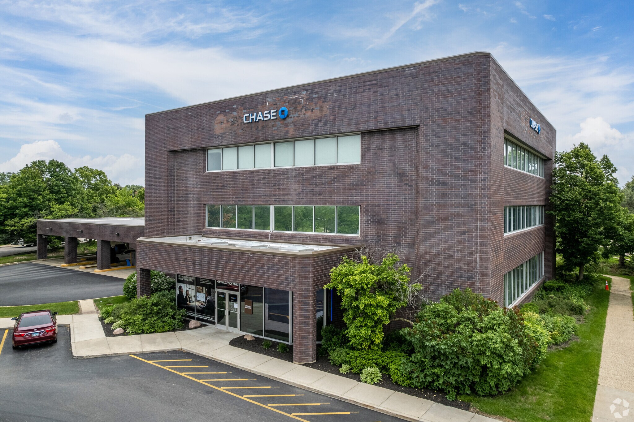 439 W Schick Rd, Bloomingdale, IL for Sale