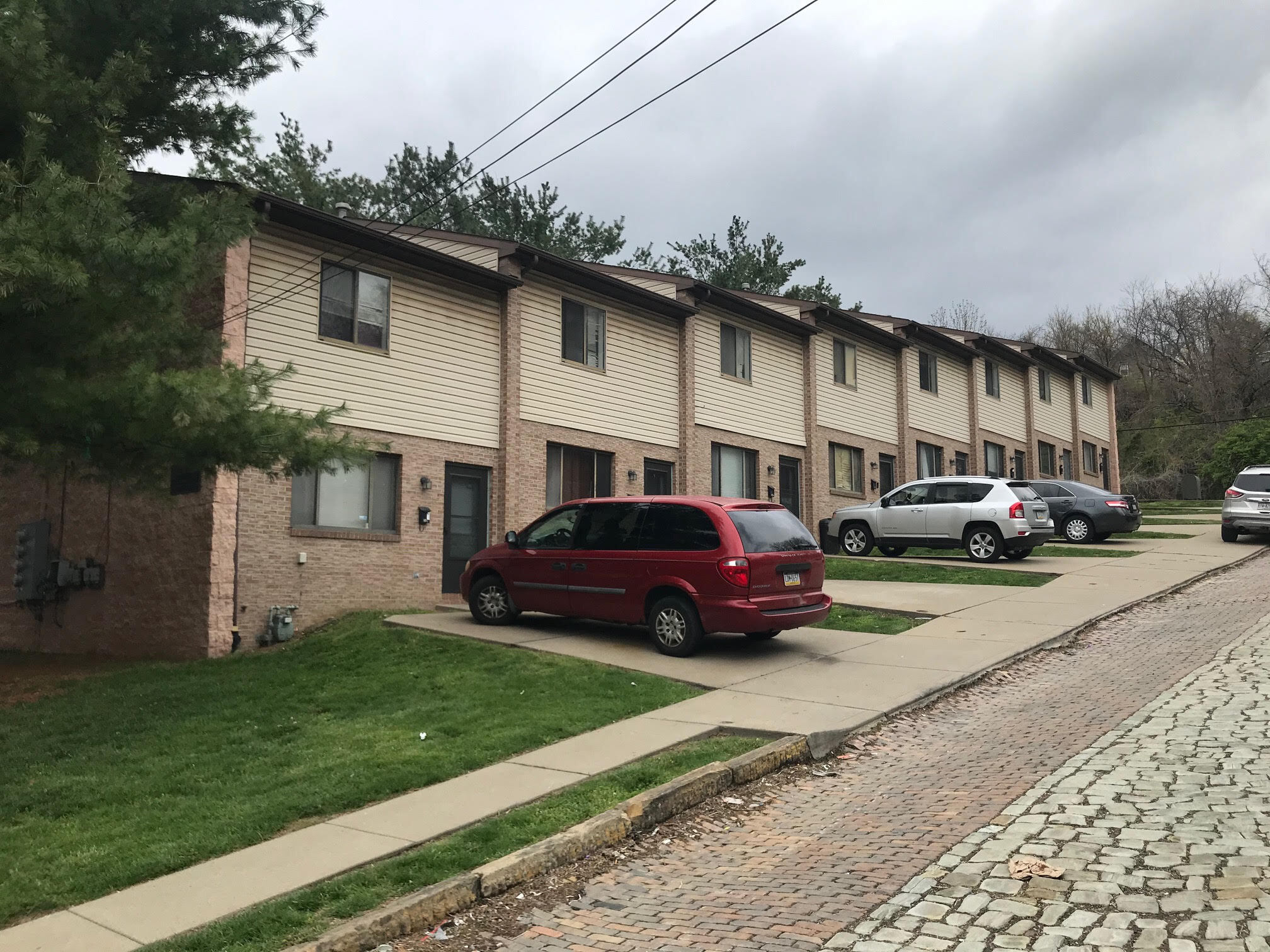 901 Roy St Braddock, PA 15104 MultiFamily Property for Lease on