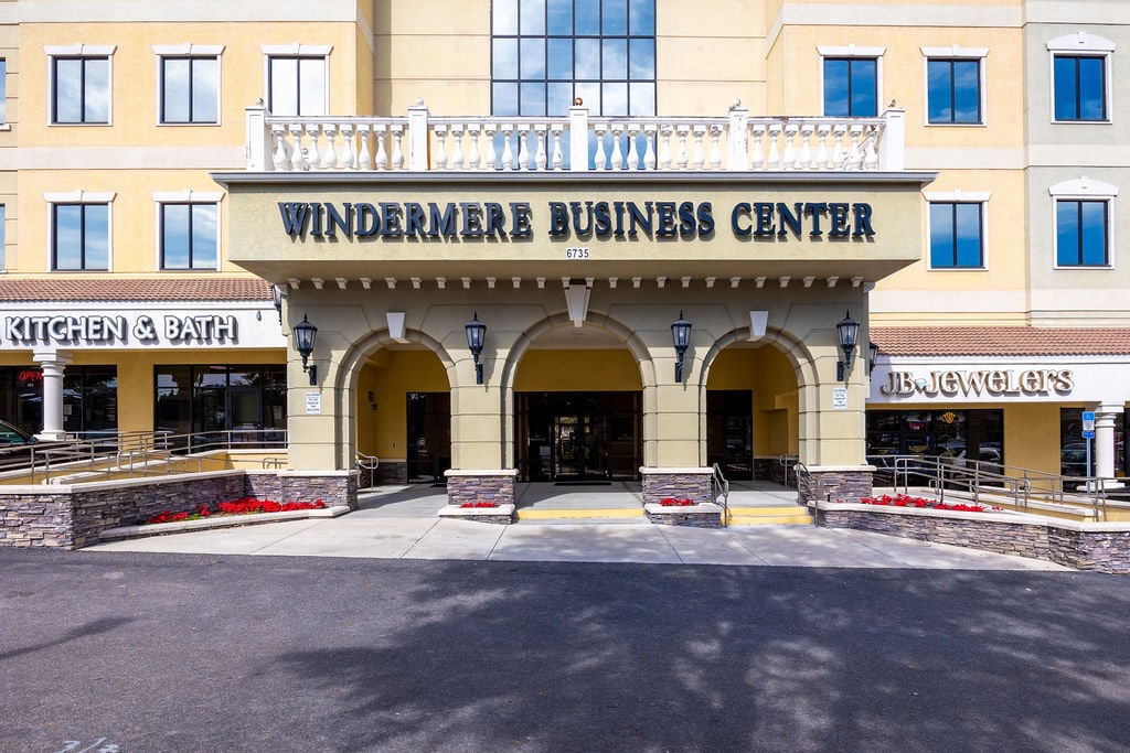6735 Conroy Windermere Rd, Orlando, FL for Rent