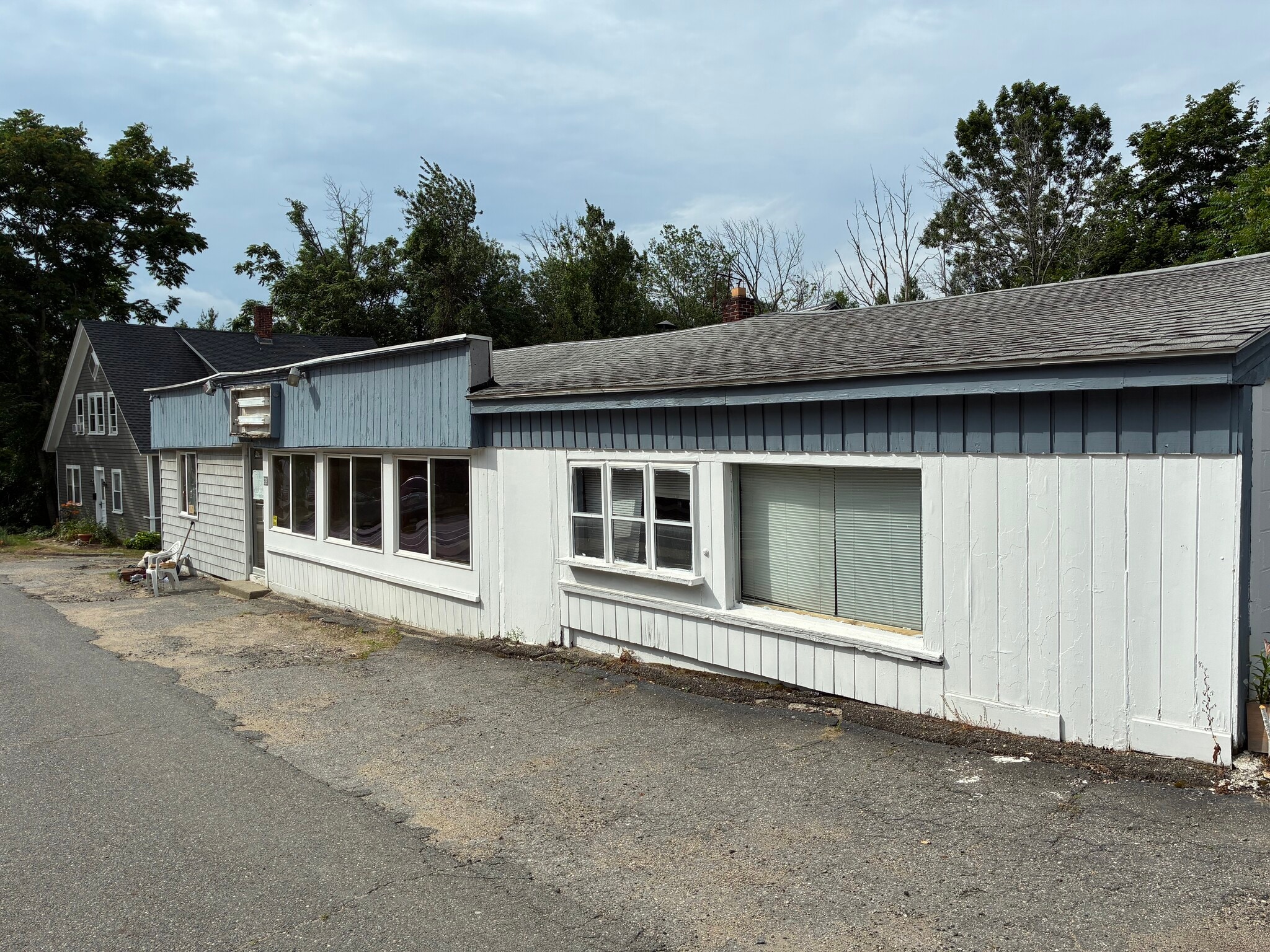 985 Main St, Holden, MA for Rent