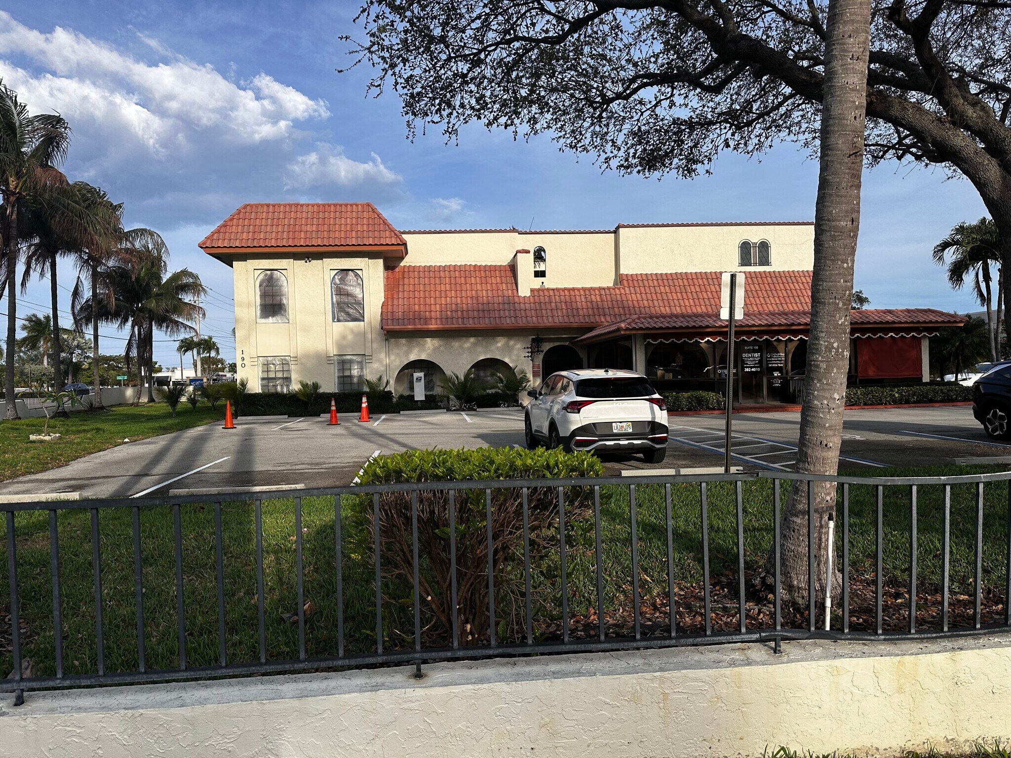 190 NW Spanish River Blvd, Boca Raton, FL for Rent