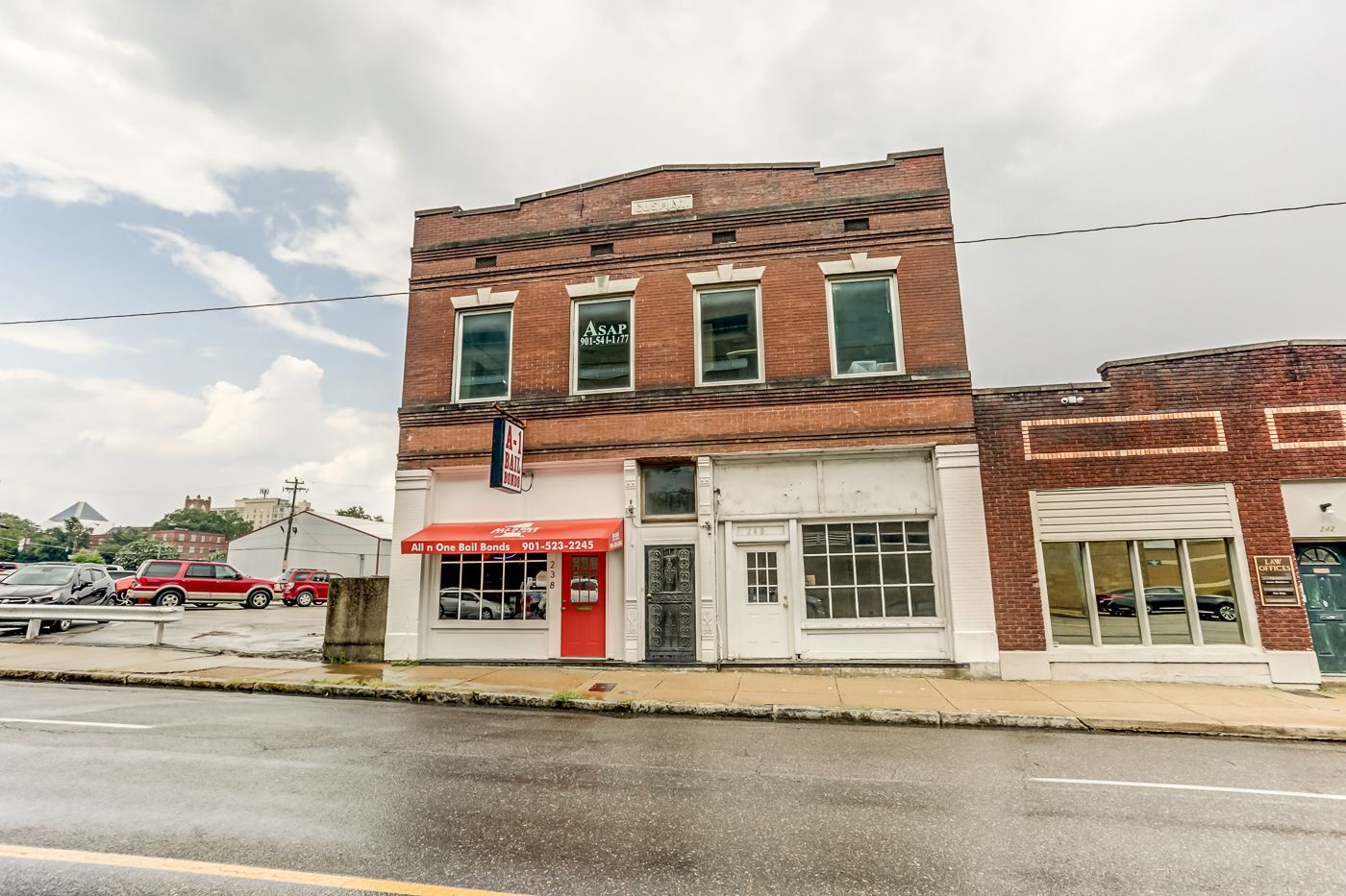 240-242 Poplar Ave, Memphis, TN for Sale