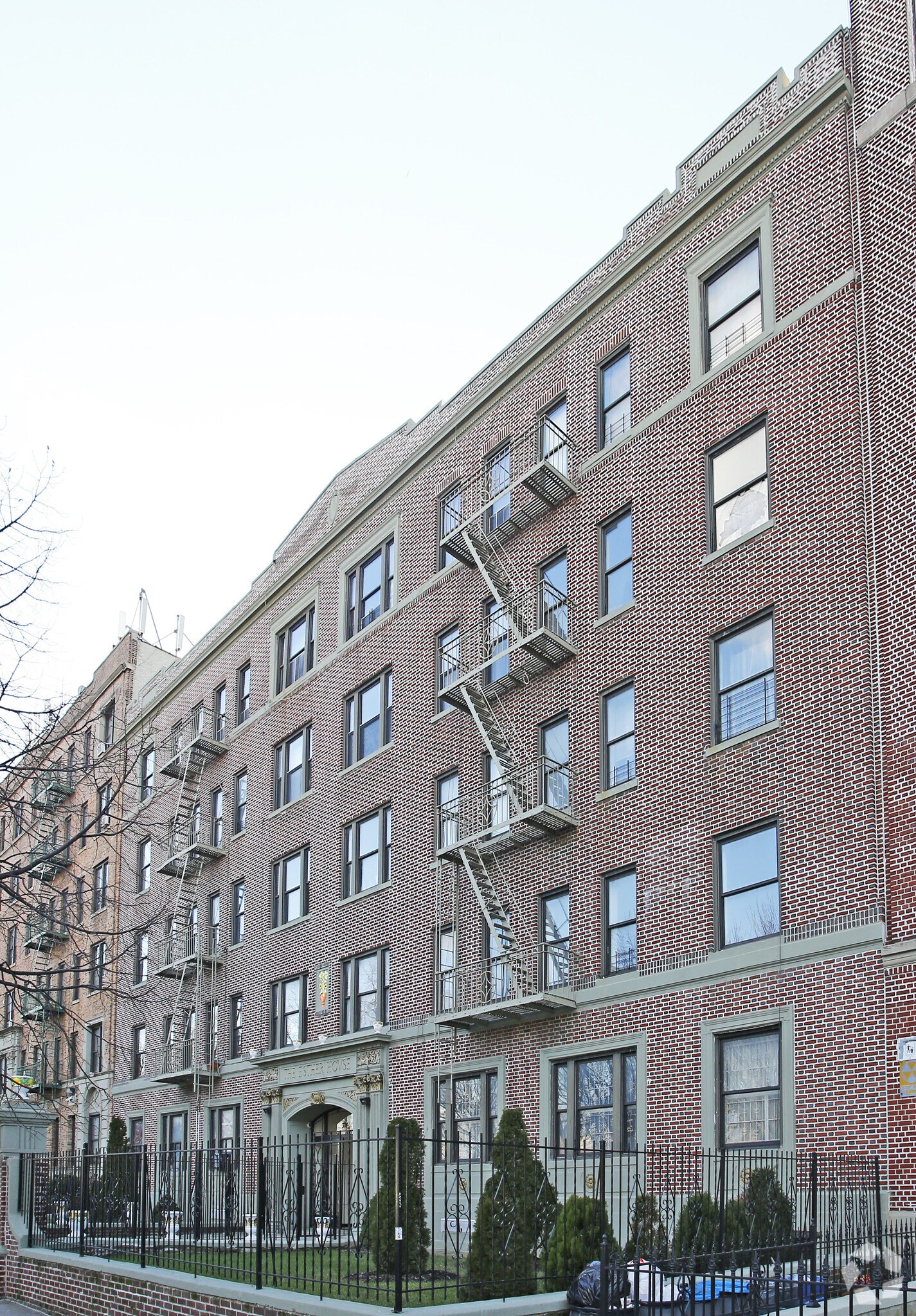374 Eastern Pky Brooklyn, NY 11225 MultiFamily Property for Sale on