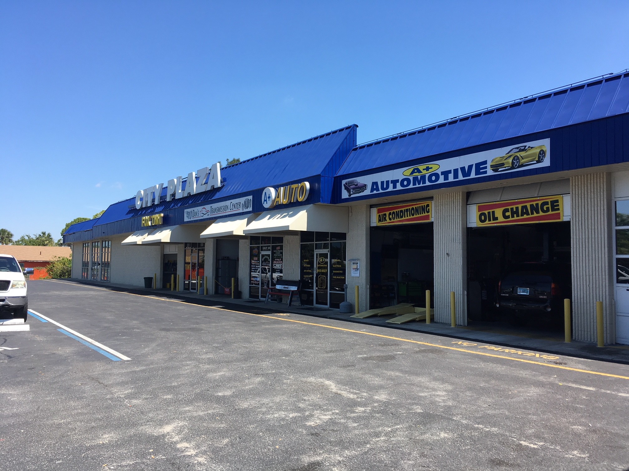 7400 US Highway 19, New Port Richey, FL for Rent