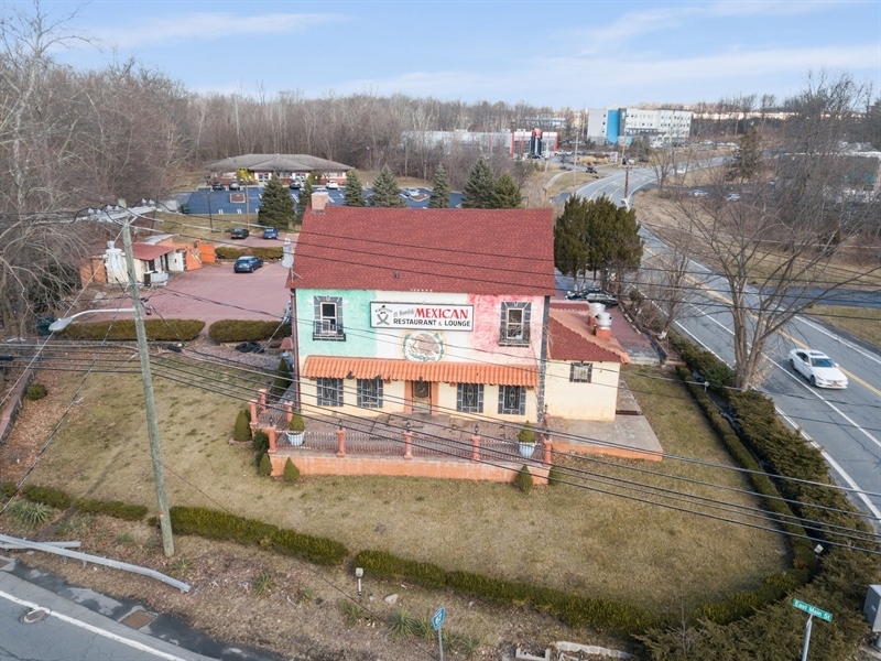 536 E Main St, Middletown, NY for Sale