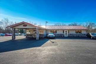 Chambersburg, PA Auto Dealership - 422 W Loudon St
