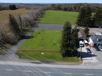East Gwillimbury, ON Commercial Land - 18558 Yonge St