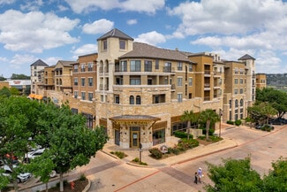 San Antonio, TX Retail - 300 E Basse Rd
