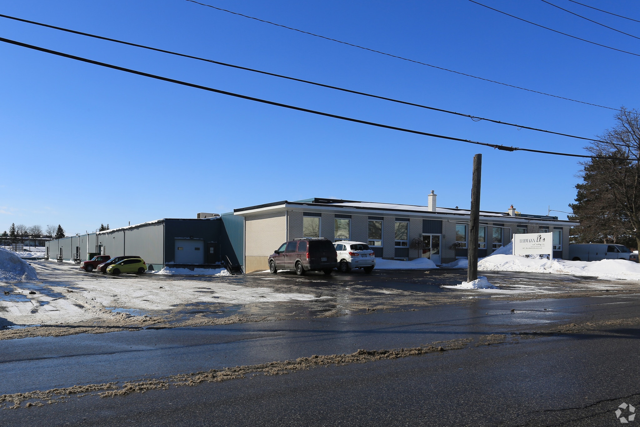 97 Ardelt Ave, Kitchener, ON for Rent