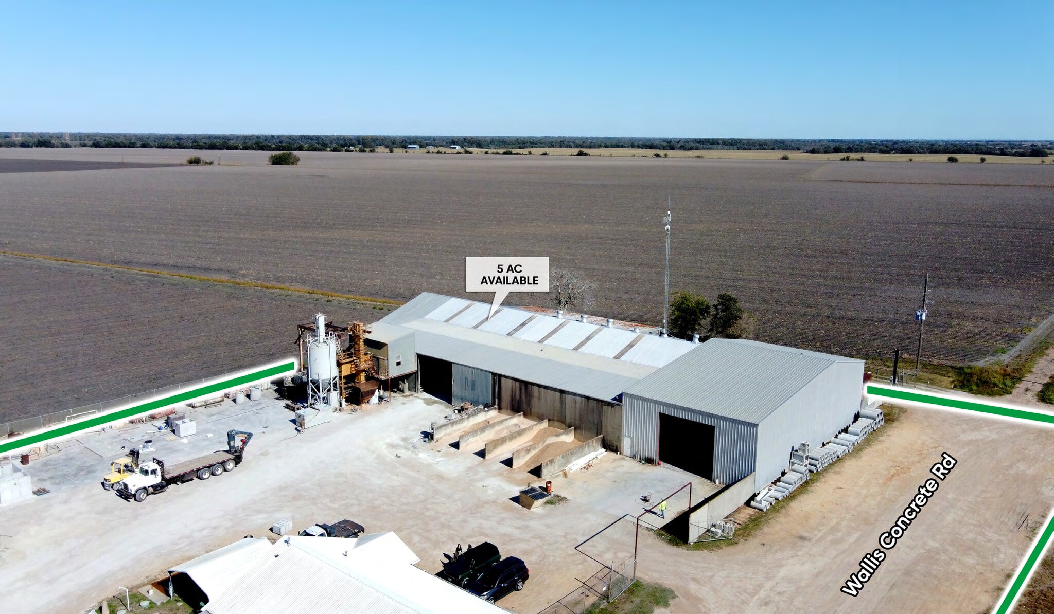 646 Wallis Concrete Rd, Wallis, TX for Sale