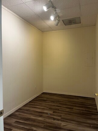 Vancouver, WA Retail - 11815 NE Highway 99