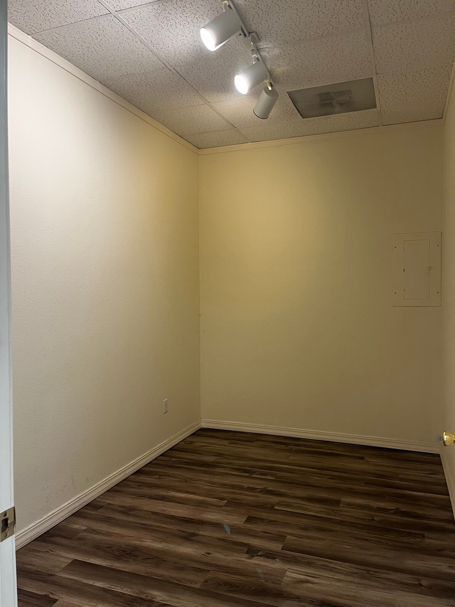 11815 NE Highway 99, Vancouver, WA for Rent