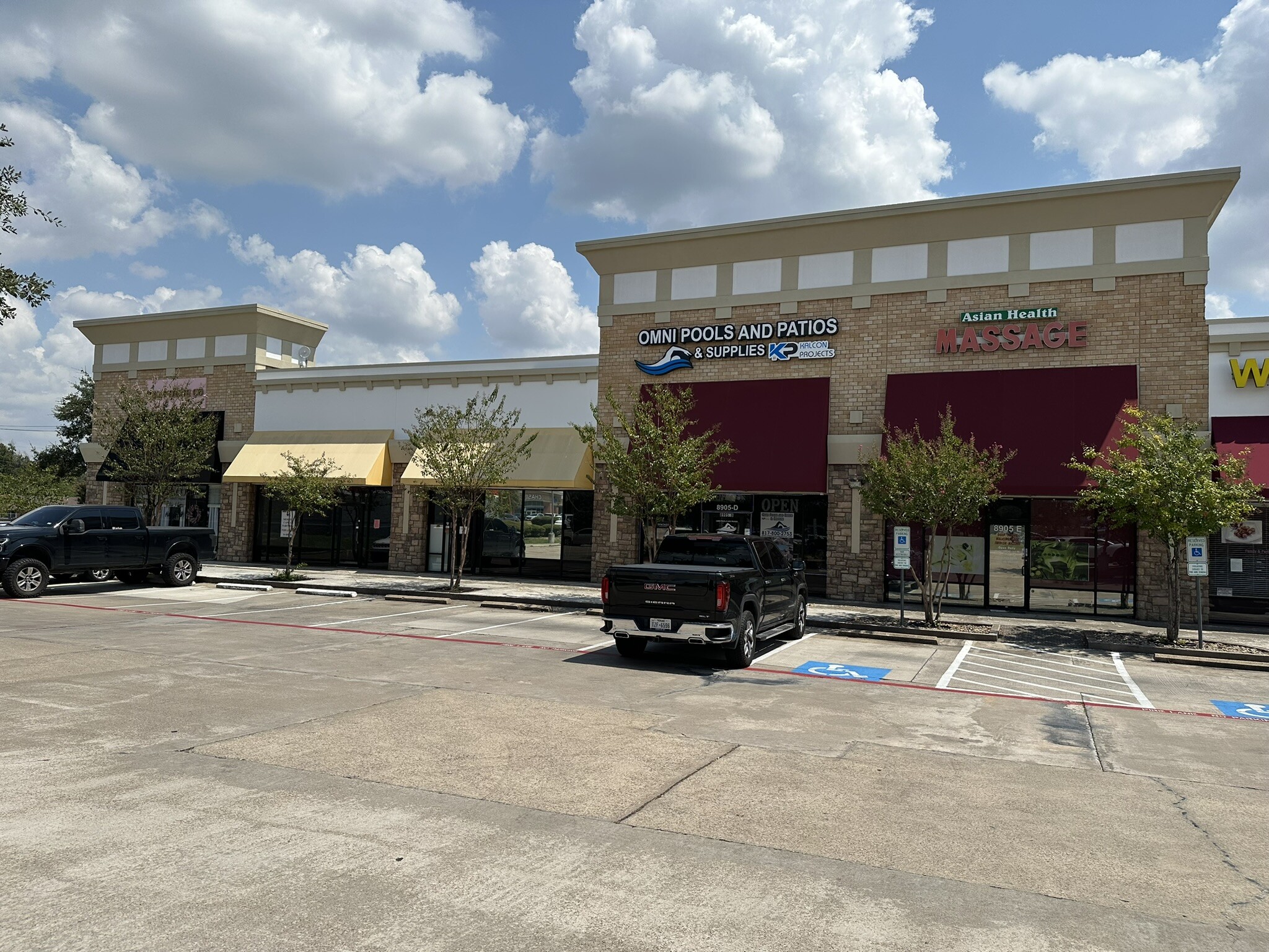 8905-8907 S Highway 377, Benbrook, TX for Rent