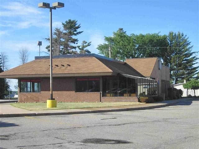 730 W Houghton Lake Dr, Prudenville, MI for Sale