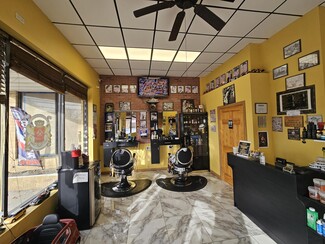 Roslyn Heights, NY Retail - 102 Mineola Ave