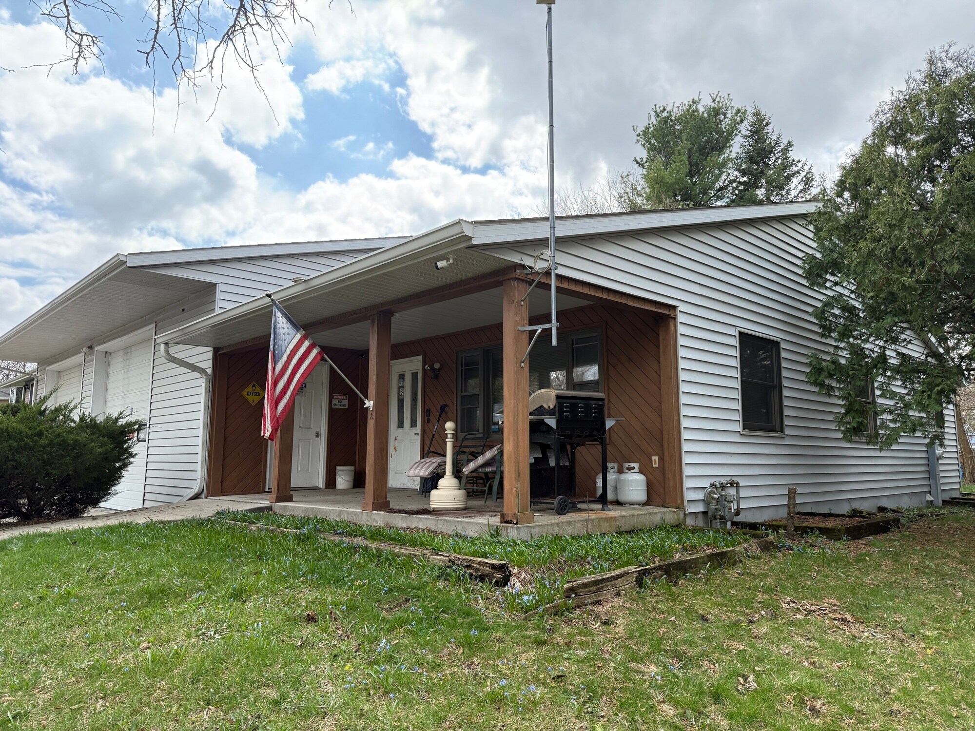 1210 Arndt St, Fort Atkinson, WI for Sale