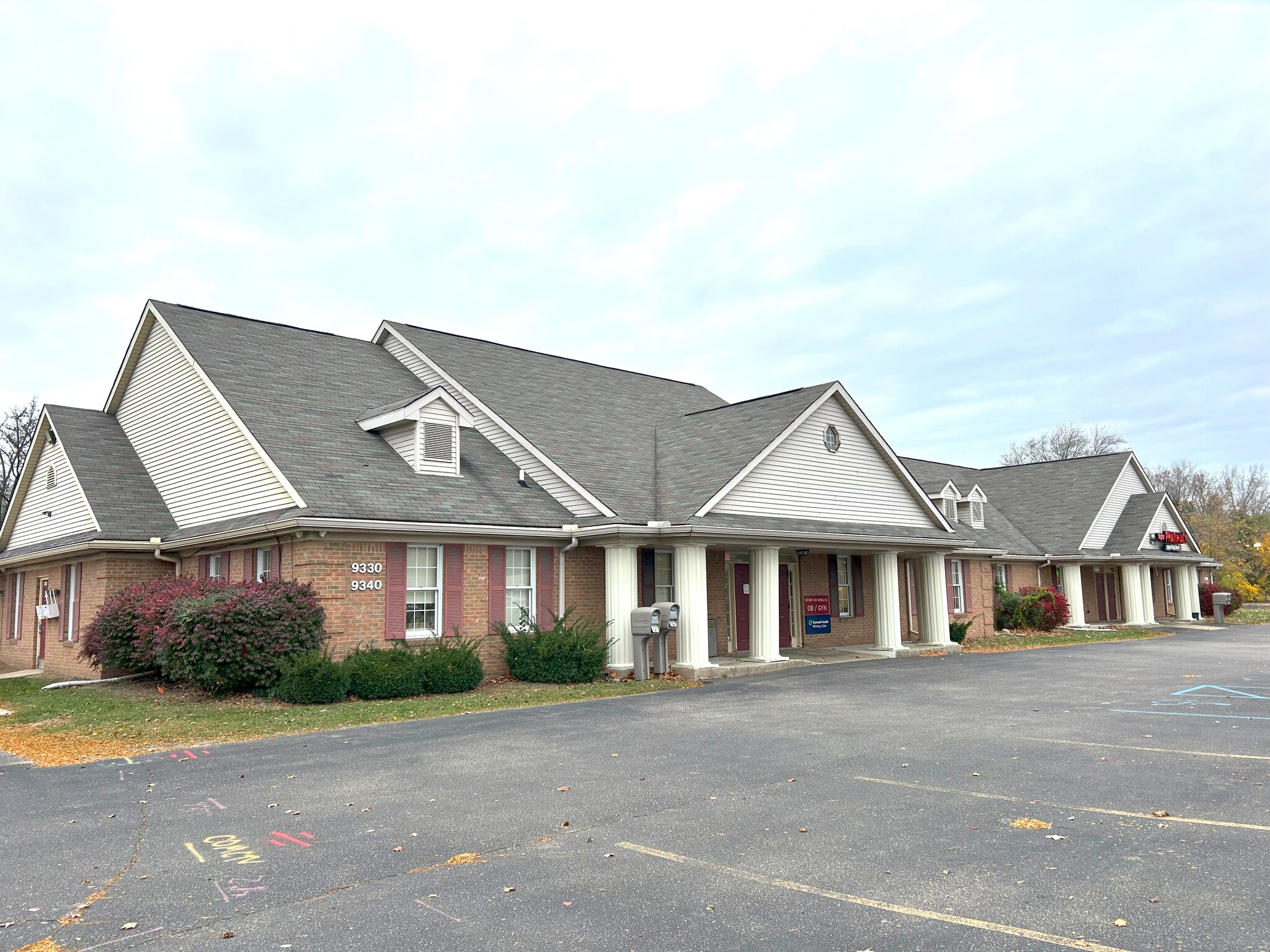 9310-9340 Telegraph Rd, Taylor, MI for Rent