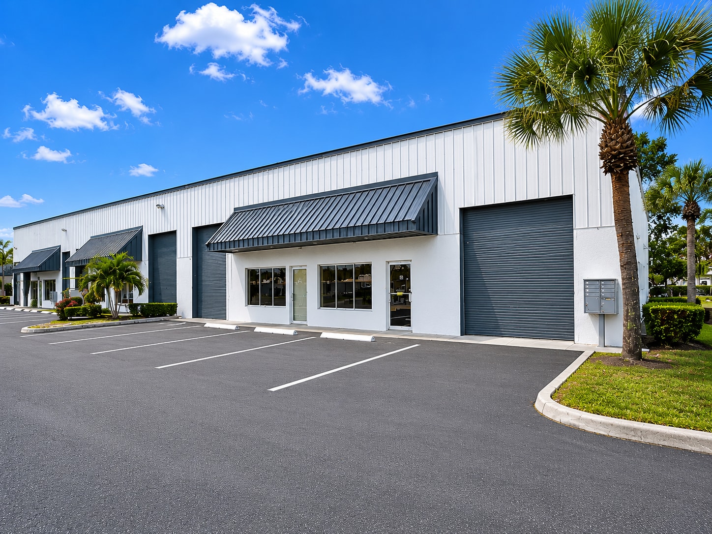 8330 Currency Dr, Riviera Beach, FL for Rent