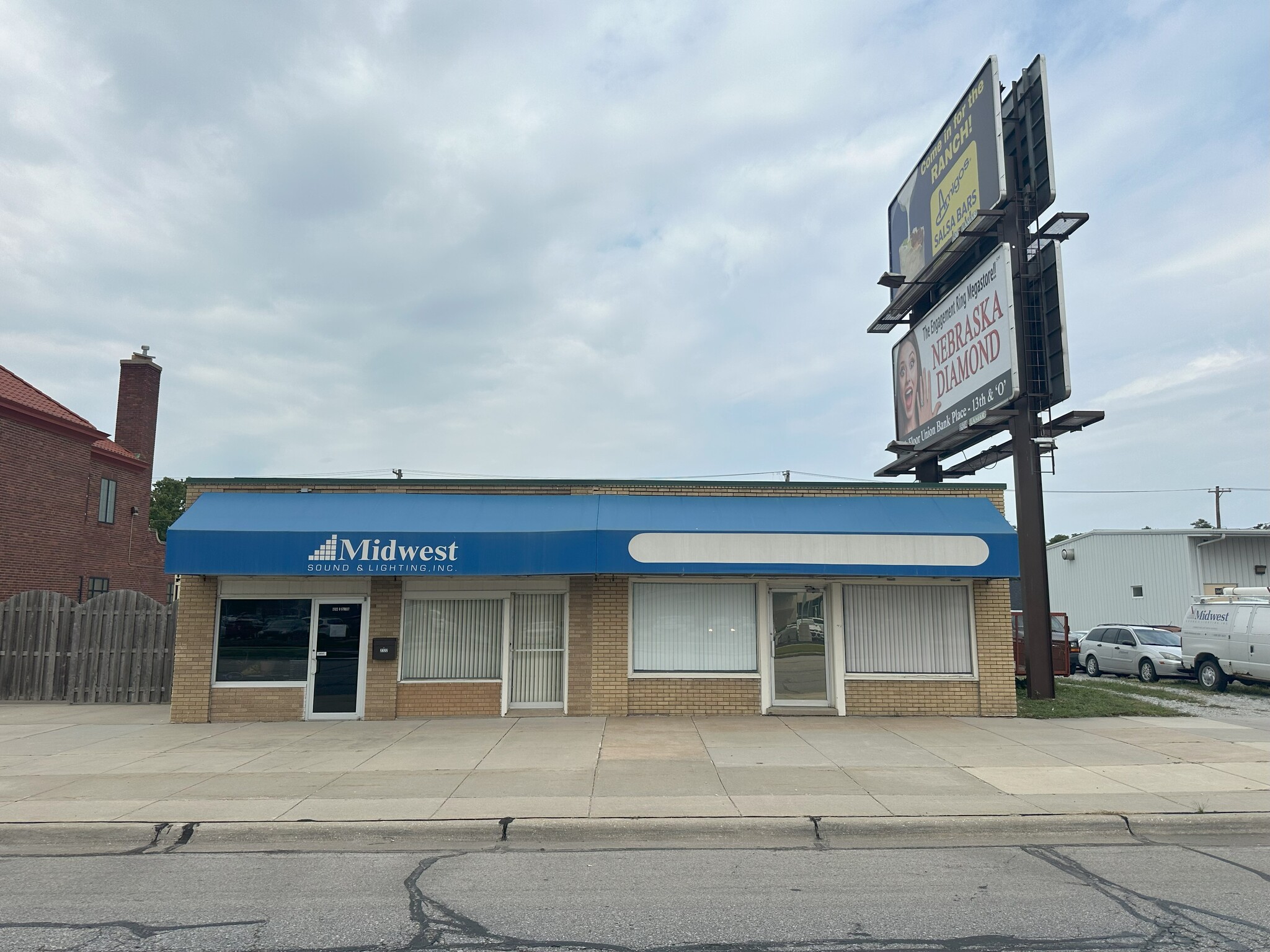 2322-2324 O St, Lincoln, NE for Sale