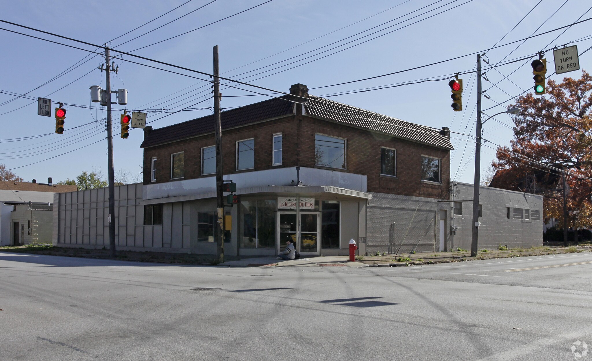 300 E 28 St, Lorain, OH for Sale