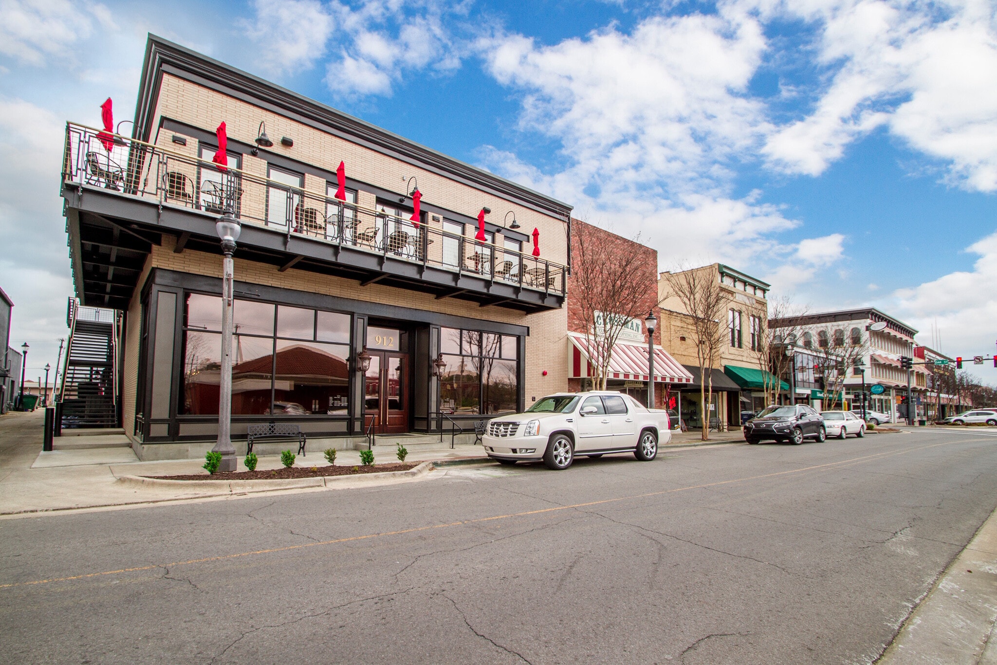 912 Front St, Conway, AR for Sale
