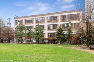 Chicago, IL Office/Retail - 314 W Institute Pl