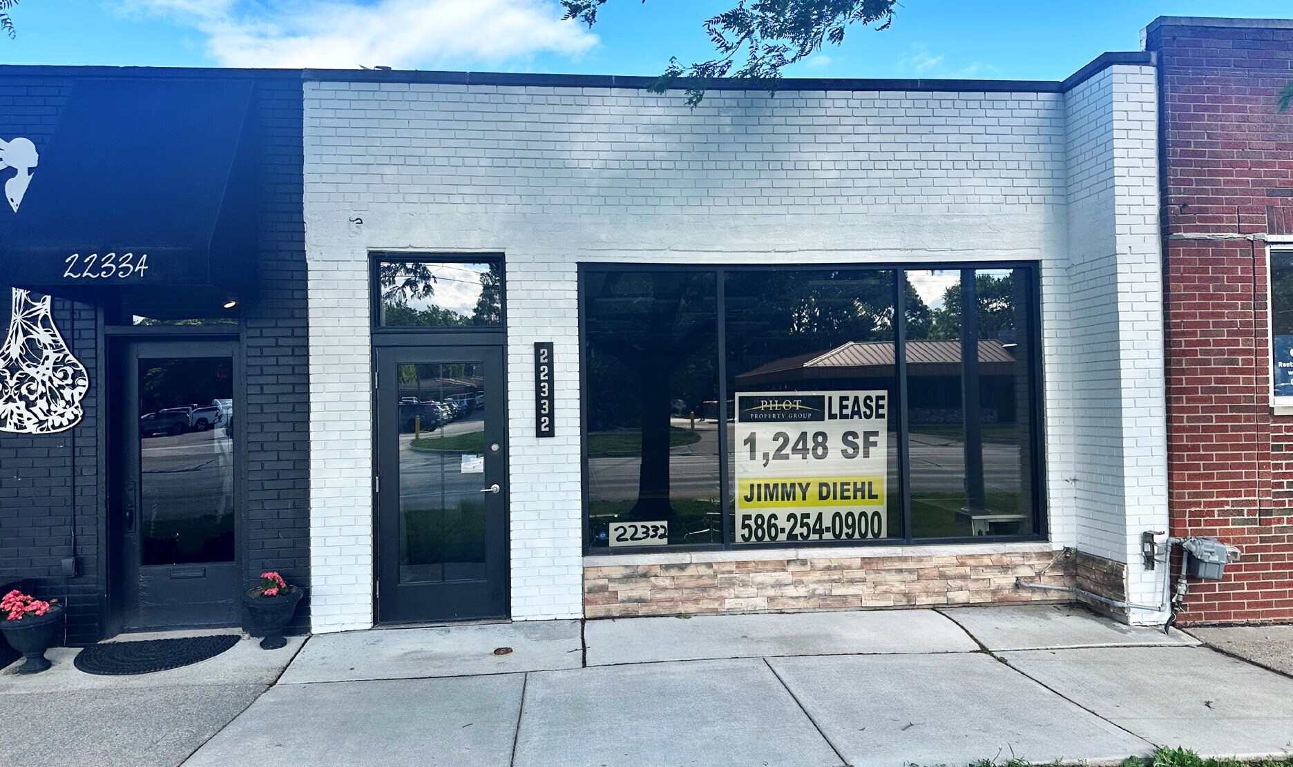 22332 Harper Ave, Saint Clair Shores, MI for Sale