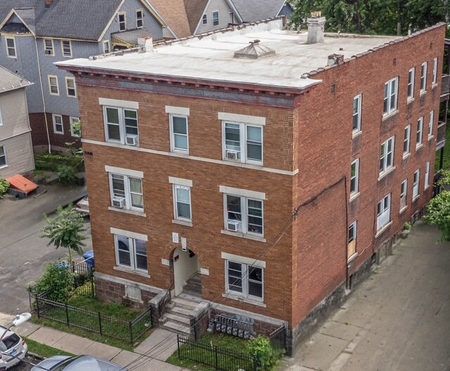 152-154 Brook St, Hartford, CT for Sale