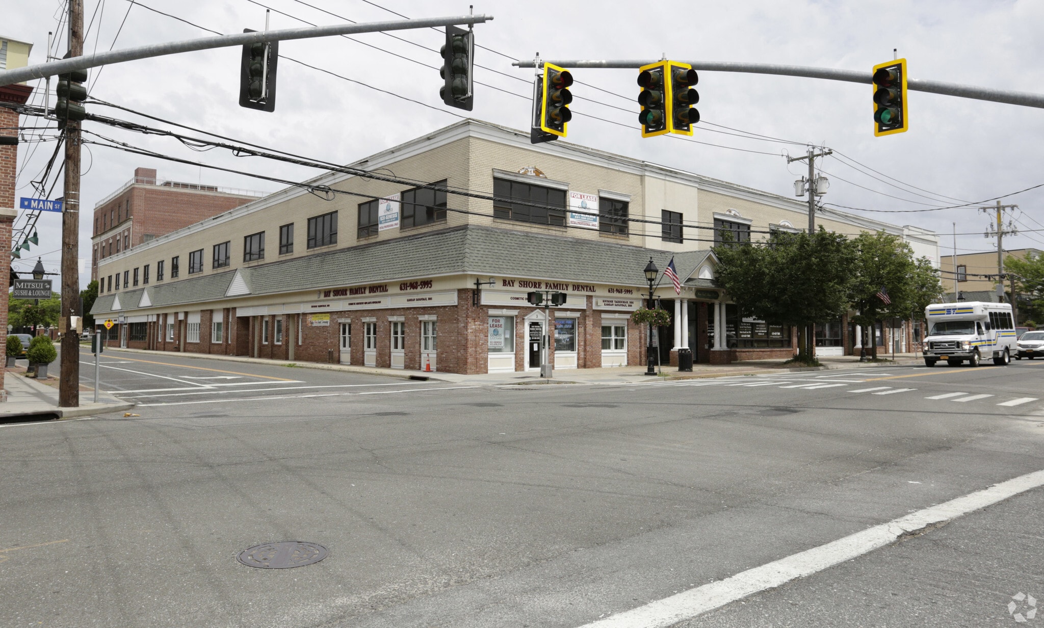 1 E Main St, Bay Shore, NY for Rent