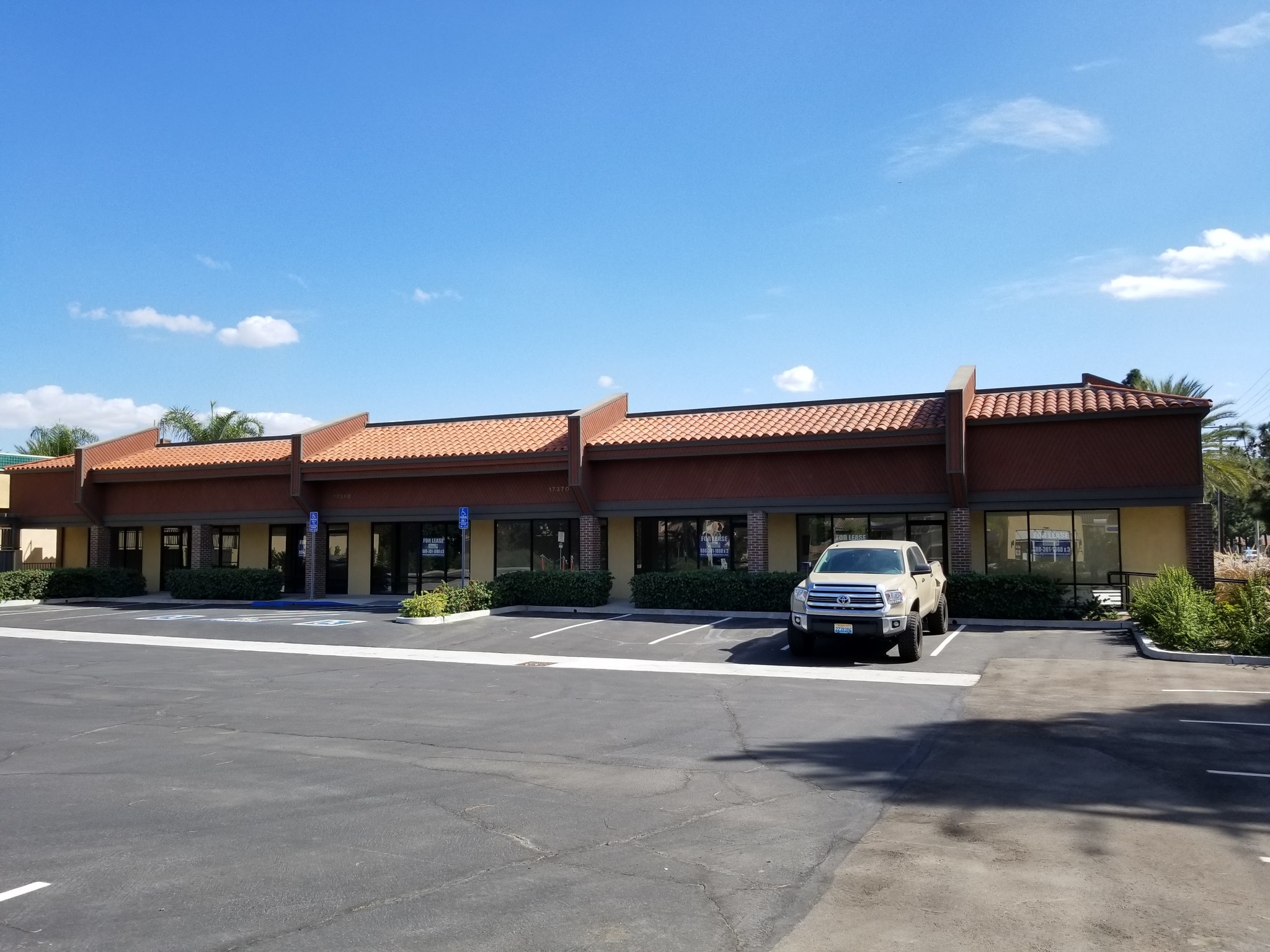 17350-17380 Norwalk Blvd, Cerritos, CA for Rent