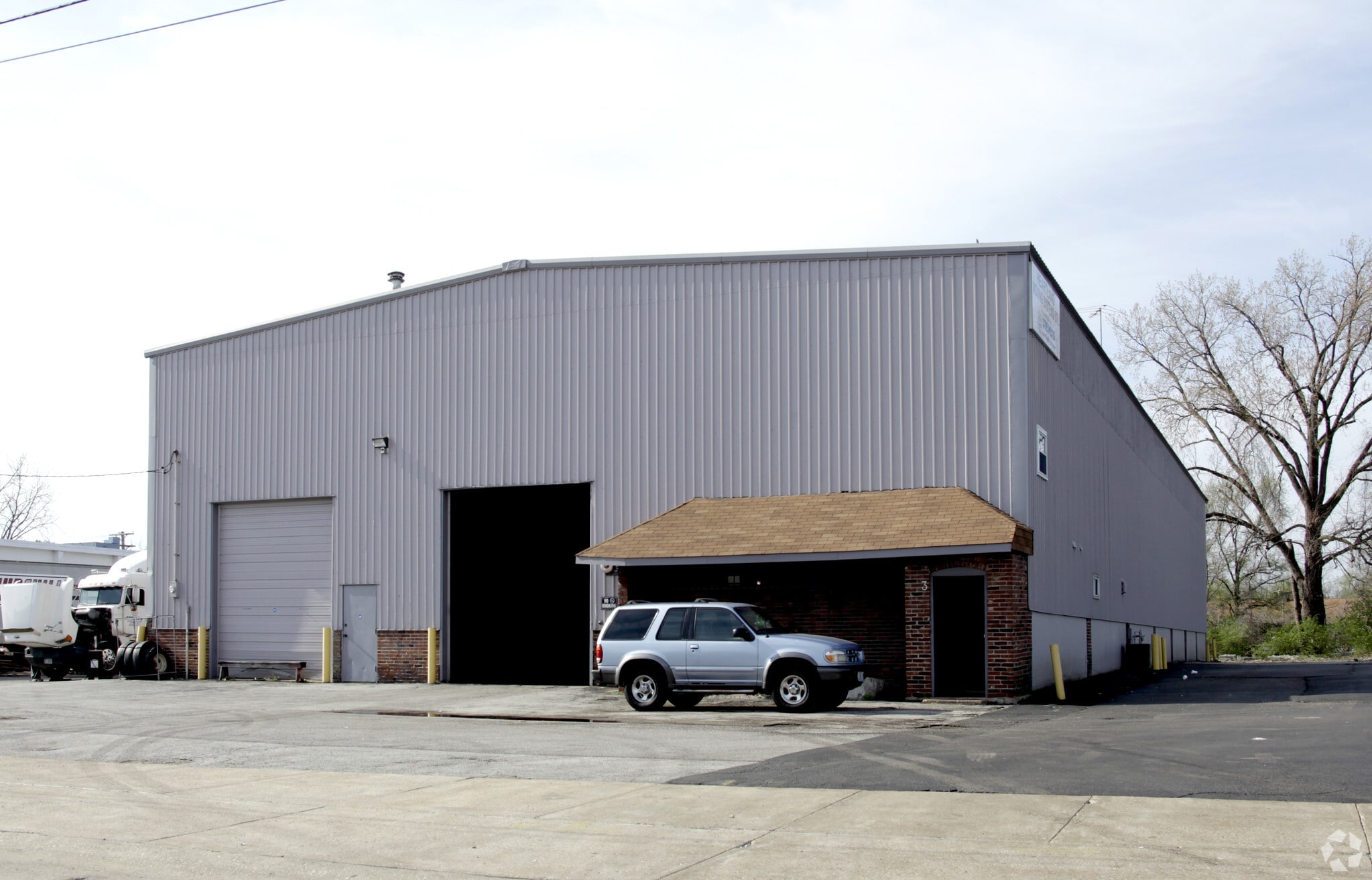 3 Industrial Ln, Florissant, MO for Sale
