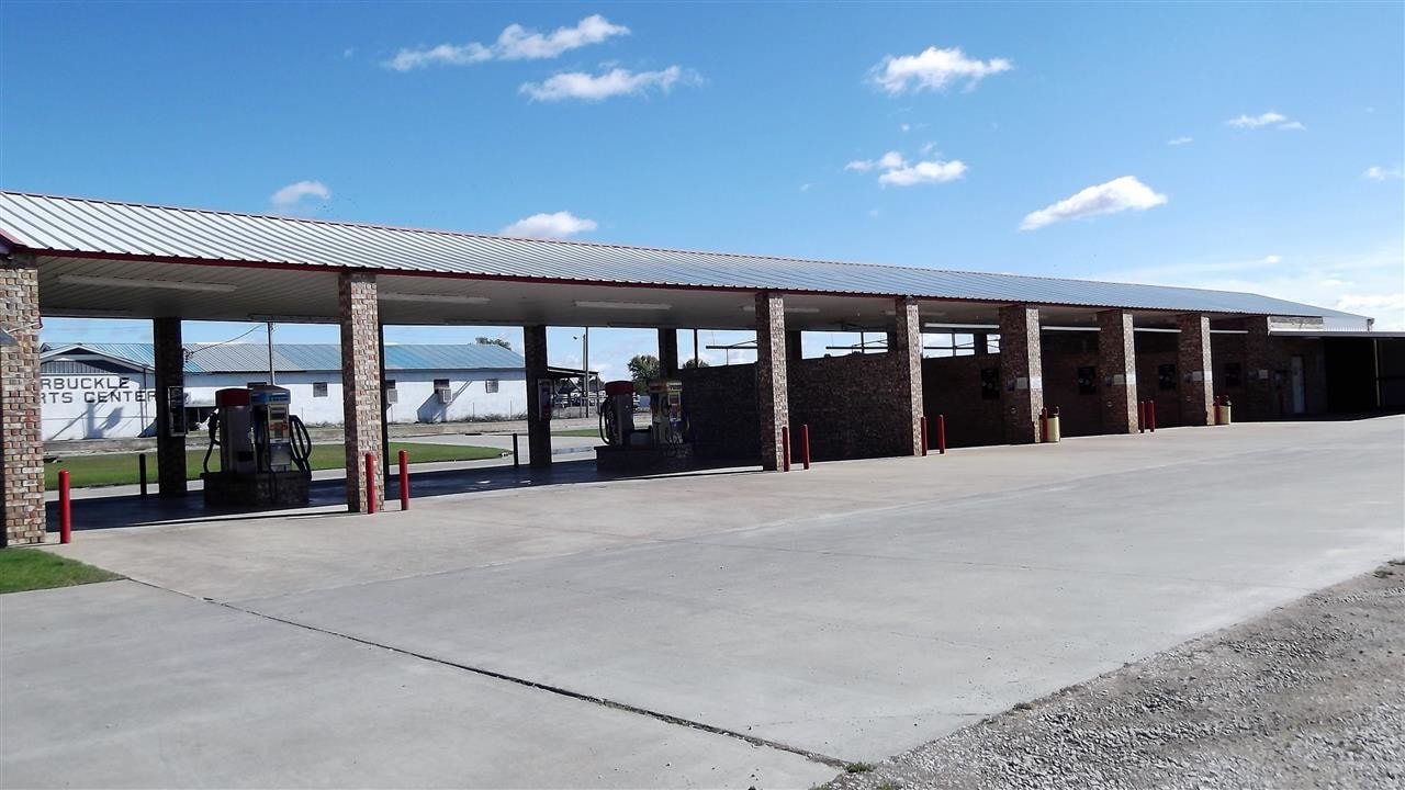 101 Cedar Dr, Davis, OK for Sale