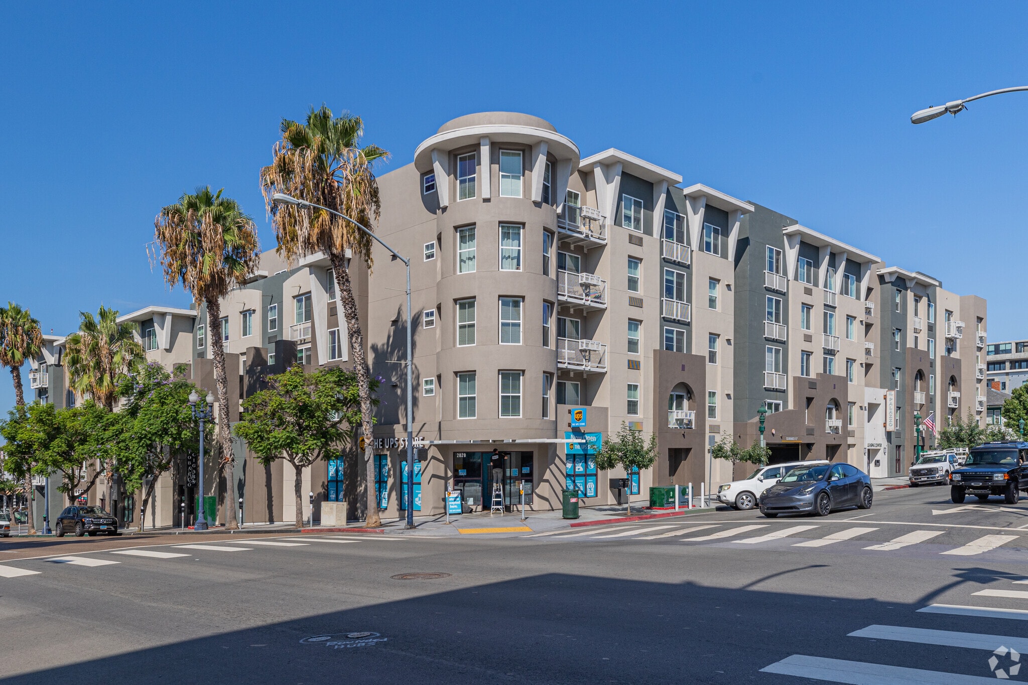 600-650 W Grape St, San Diego, CA for Sale