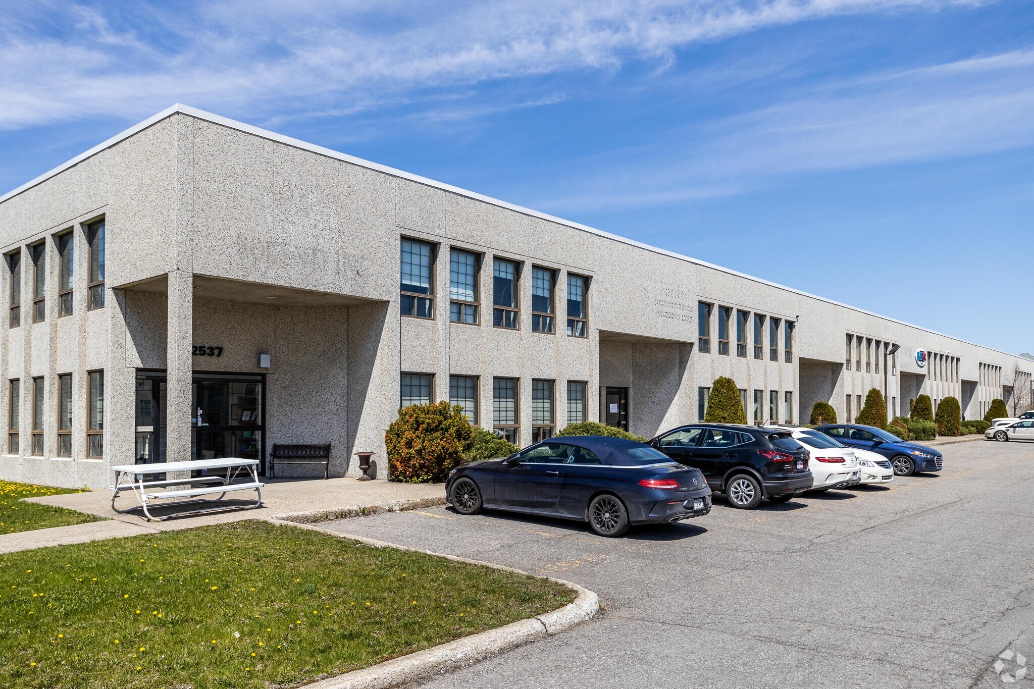 2505-2537 Rue Guénette, Montréal, QC for Rent